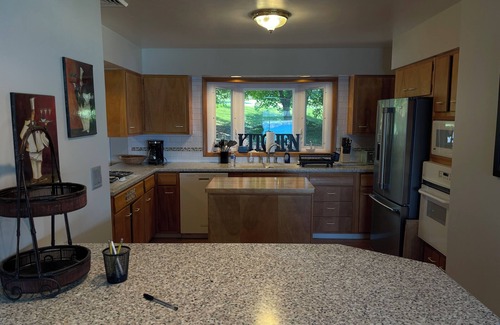 Geneva House | 3-bedroom waterfront home in fabulous Geneva with AC, WiFi. Enjoy your stay