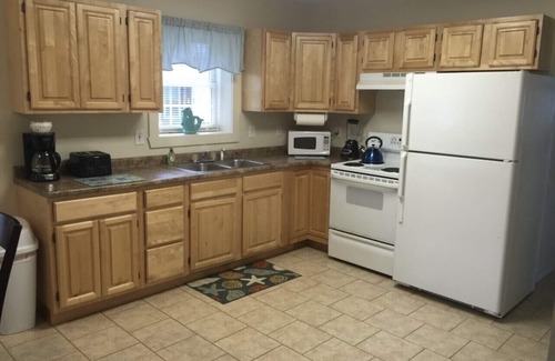 Old Orchard Beach Apartment | 3 Bedroom With A/C & Free Beach Parking