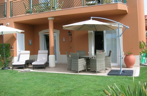 Atalaia Villa | 3 bedroomed villa with a south facing private garden access to golf and pool