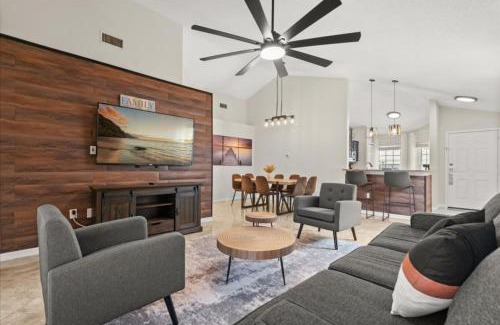 Bridgewater Crossing House | 3 Bedrooms 2 Bathrooms Bridgewater 142Hl