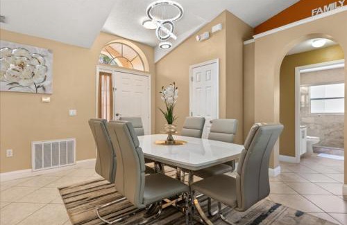 Eagle Pointe South House | 3 Bedrooms 2 Bathrooms Eagle Pointe 573Ep