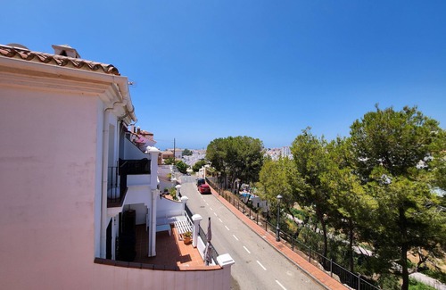 Nerja Ski Chalet | 3 Bedrooms | Aljamar 19A | CG R1086