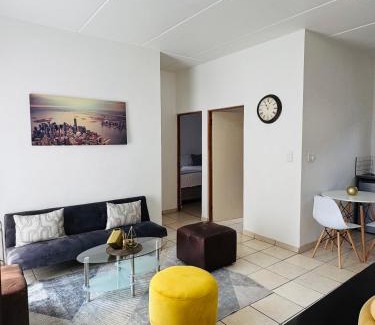 Greater Johannesburg Metropolitan Area Apartment | 3-Bedrooms Apartment in Bushmill Amorosa