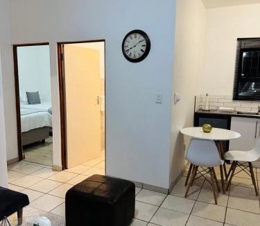 Greater Johannesburg Metropolitan Area Apartment | 3-Bedrooms Apartment in Bushmill Amorosa