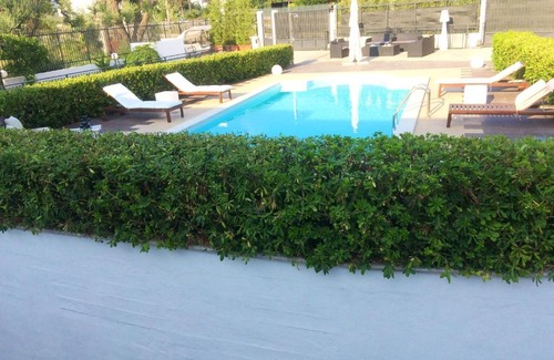 Municipio 4 Apartment | 3 bedrooms appartement with shared pool enclosed garden and wifi at Bari 5 km away from the beach
