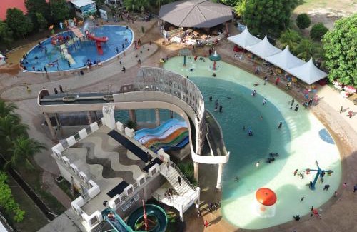 Malacca City Resort | 3 Bedrooms at Lagoon Park Resort