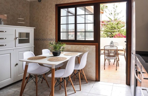 El Medano Ski Chalet | 3 Bedrooms Chalet In Granadilla De Abona