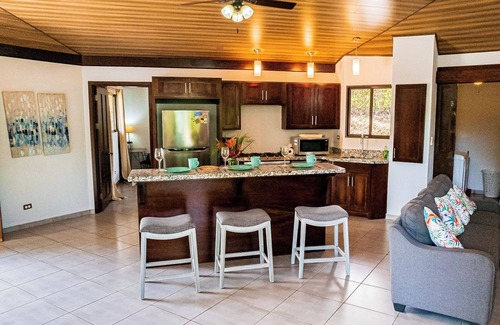 Ojochal House | 3 bedrooms. Large pool. Gated. Private. Ojochal.