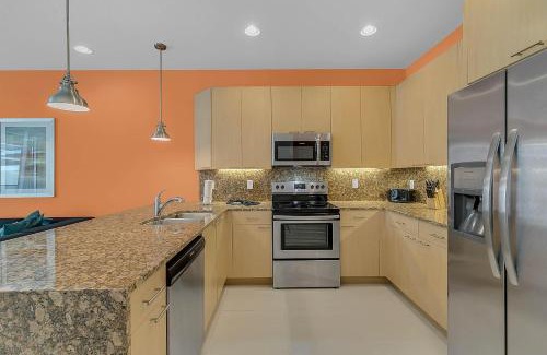 Four Corners Apartment | 3 bedrooms pool home with clubhouse amenities Retreat