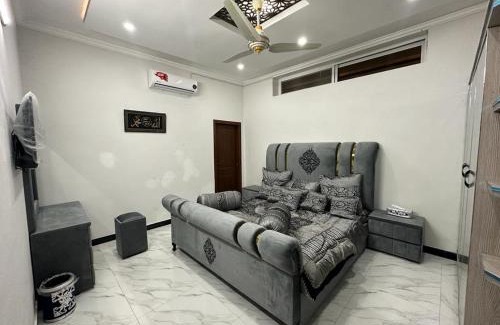 E-11 Sector Villa | 3 bedrooms VIP Villa House