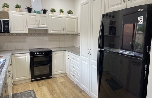 West Croydon House | 3 Bedrooms whole house very quiet