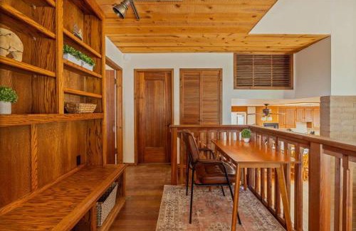 Mariposa House | 3 Bedrooms with 2 Bonus Rooms and Views! Pool with Spa