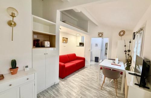 Antony Apartment | 3 Bedrooms with terrace 20 minutes to Paris center