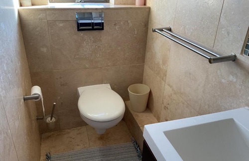 Bloubergstrand Apartment | 3 Beds in Coral Road