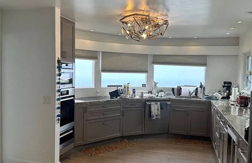 Arch Beach Heights House | 3 beds -Massive Lot, Private Cul-de-sac,Ocean Views Grandeur ,Your Laguna Beach
