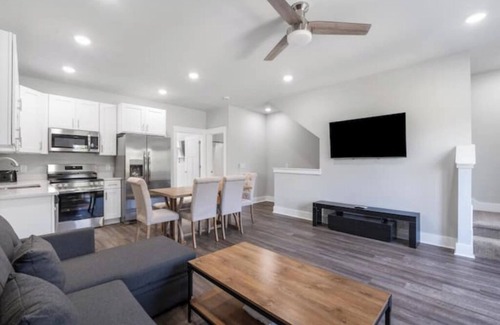 Nashboro Village House | 3 Beds + Safe & Quiet! 10toAirport & 15toDowntown!nn