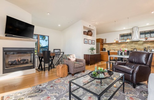 West Beach Condo | 3 Blocks to beach and Funk zone, World Class Living, luxury