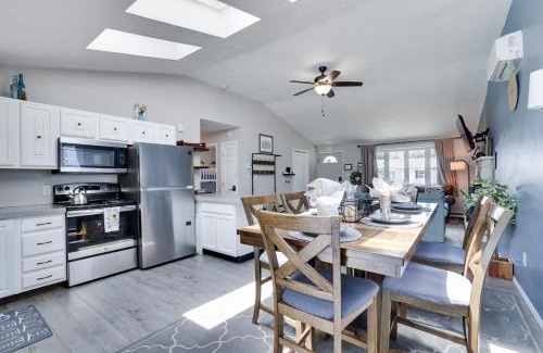 Tobyhanna House | 3 BR 2 BA Modern home with private hot tub, fire pit and lake view, Dogs ok!