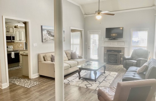 Jackson House | 3 Br; 2 Br house; Edgewater cove; North Jackson, TN, sleeps 6