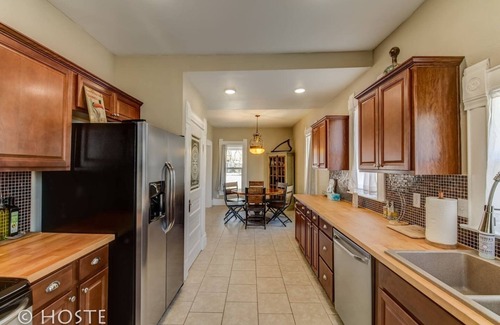 Colorado Springs Cottage | 3 BR Beautifully Restored 1890`s Homedowntown
