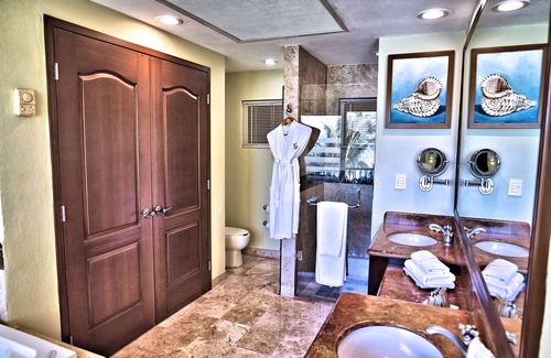 Flamingos Resort | 3 BR LUXE!