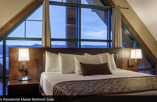 Big Cedars Resort | 3 BR Presidential Suite, Lakeside Private Resort, Hollister MO