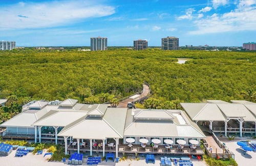 Pelican Bay Villa | 3 BR Villa w/private pool in Pelican Bay. Walk to the beach and Waterside Shops