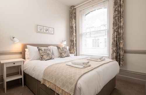 Salisbury Apartment | 3 Castle Mews