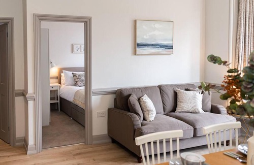 Salisbury Apartment | 3 Castle Mews