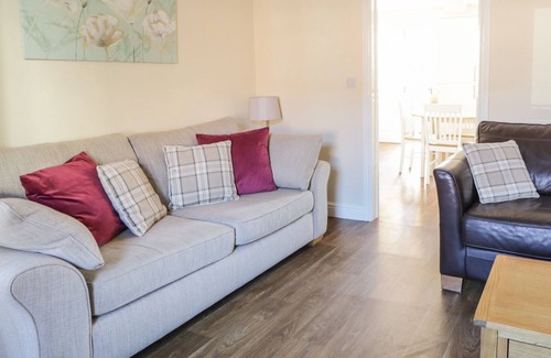 Silloth Cottage | 3 CENTRAL TERRACE, pet friendly, country holiday cottage in Silloth