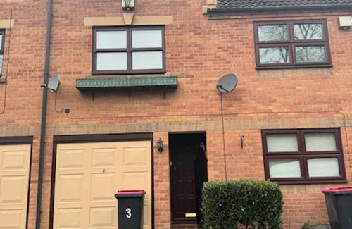 Coleshill House | 3 Floor 2 Bedroom House