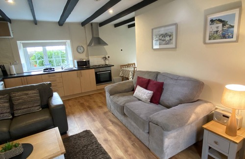 Bodorgan Cottage | 3 Glantraeth Farm Holiday Cottage