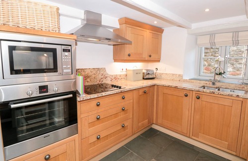 Dittisham Cottage | 3 GLENDALE COTTAGES, character holiday cottage in Dartmouth