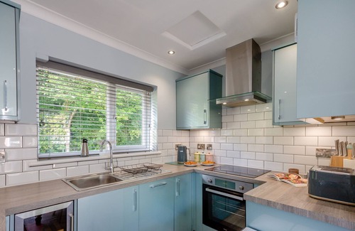 Llanbedrog House | 3 Glyn y Marian - Two Bedroom House, Sleeps 5