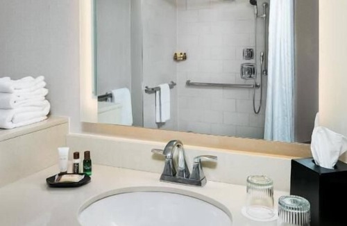 Pinch District House | 3 Great Units in Downtown Memphis! Visit Orpheum Theatre and Pink Palace Museum