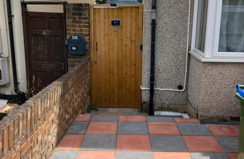 Erith House | 3 Guests - 1 Bedroom