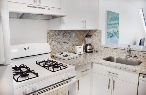 Key Biscayne Apartment | 3 guests Beautiful Loft One Bedroom Suite