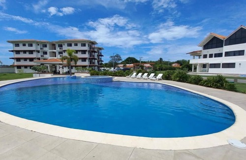 Nueva Gorgona Apartment | 3 habitaciones, WIFI, Terraza, playa privada, A/C, pet friendly, Coronado