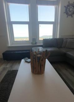 Rhos on Sea Apartment | 3 Harbour Views