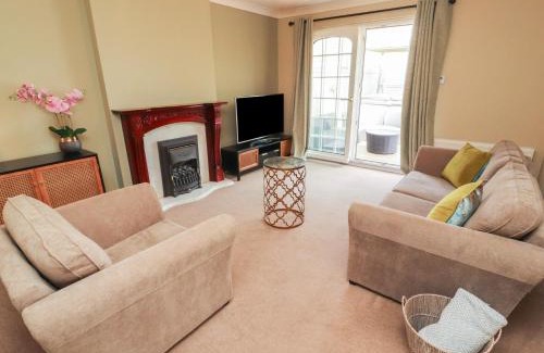 Moresby House | 3 Hawk Place