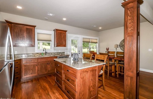 Hot Springs Village House | 3 King Beds, Golf Course , Great Location