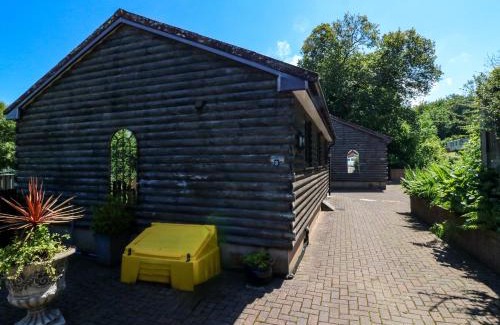 Combe Martin House | 3 Manleigh Park