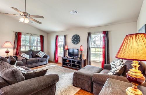 Fort Coffee House | 3 Mi to Arkansas River Rural Family Home with Yard
