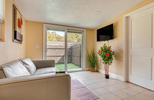 Bearss Plaza House | 3 Mi to Busch Gardens - Vacation Rental in Tampa