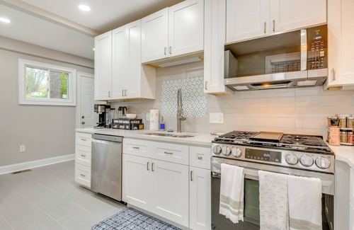 West End House | 3 Mi to Dtwn: Home w/Fenced Yard in Atlanta!