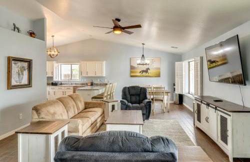 Show Low House | 3 Mi to Lake Home with Hot Tub in Show Low