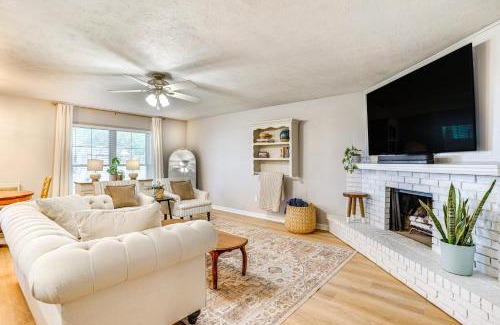 North Richland Hills House | 3 Mi to NRH2O Water Park Home with Furnished Patio