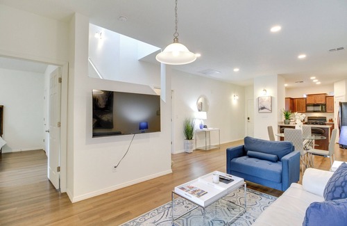 North Valley House | 3 Mi to Old Town: Albuquerque Townhome w/Yard!