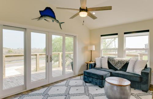 Rockport House | 3 Mi to Rockport Beach Home Near Aransas Bay