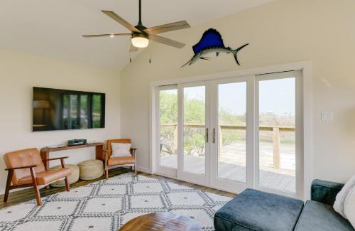 Rockport House | 3 Mi to Rockport Beach Home Near Aransas Bay
